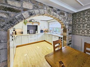 Photo 15- click for photo gallery